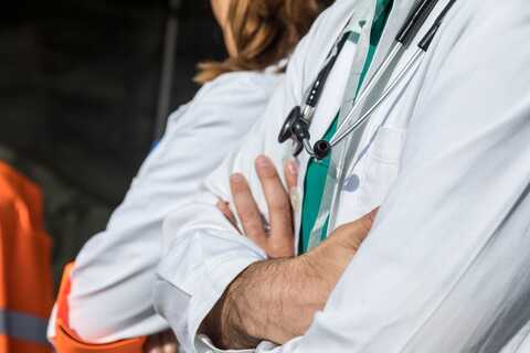 internal medicine physician