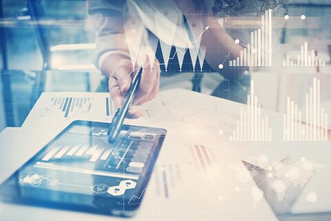 senior finance director