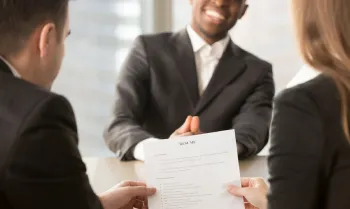 A Complete Guide to Writing an Impressive Job Application Resume